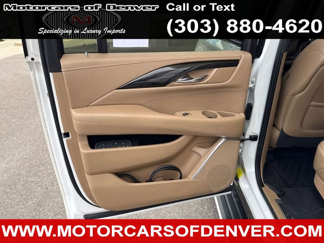 Used 2018 Cadillac Escalade ESV Platinum image 26