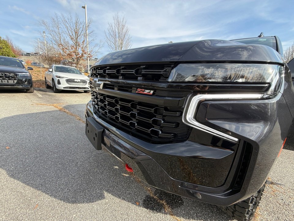 Used 2023 Chevrolet Tahoe Z71 w/ Off-Road Capability Package image 26