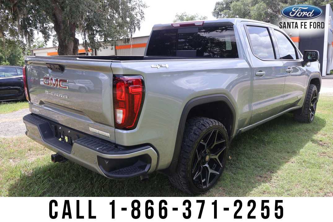 Used 2025 GMC Sierra 1500 Elevation w/ Preferred Package AWD/4WD image 4