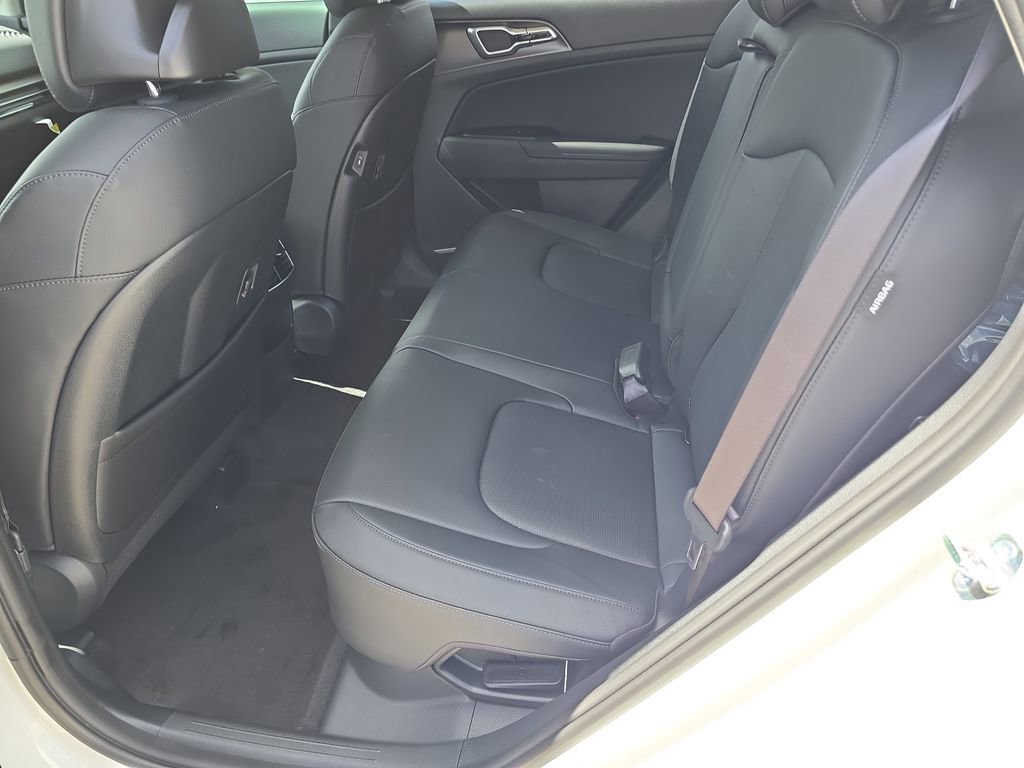 New 2026 Kia Sportage EX image 17