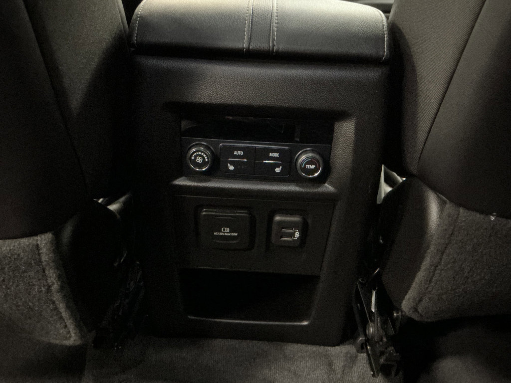 Used 2021 Chevrolet Traverse High Country image 15