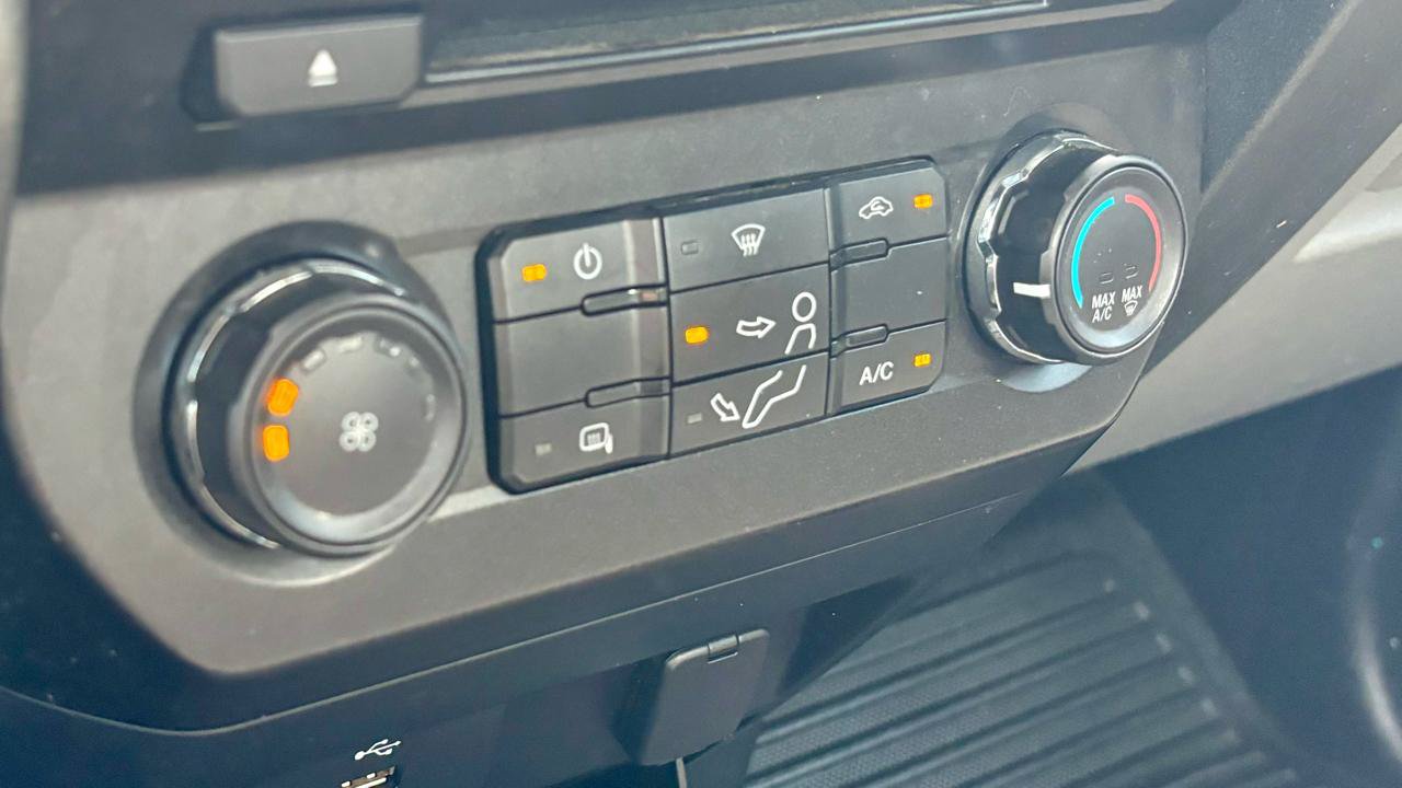 Used 2018 Ford F350 XL w/ Power Equipment Group RWD image 18