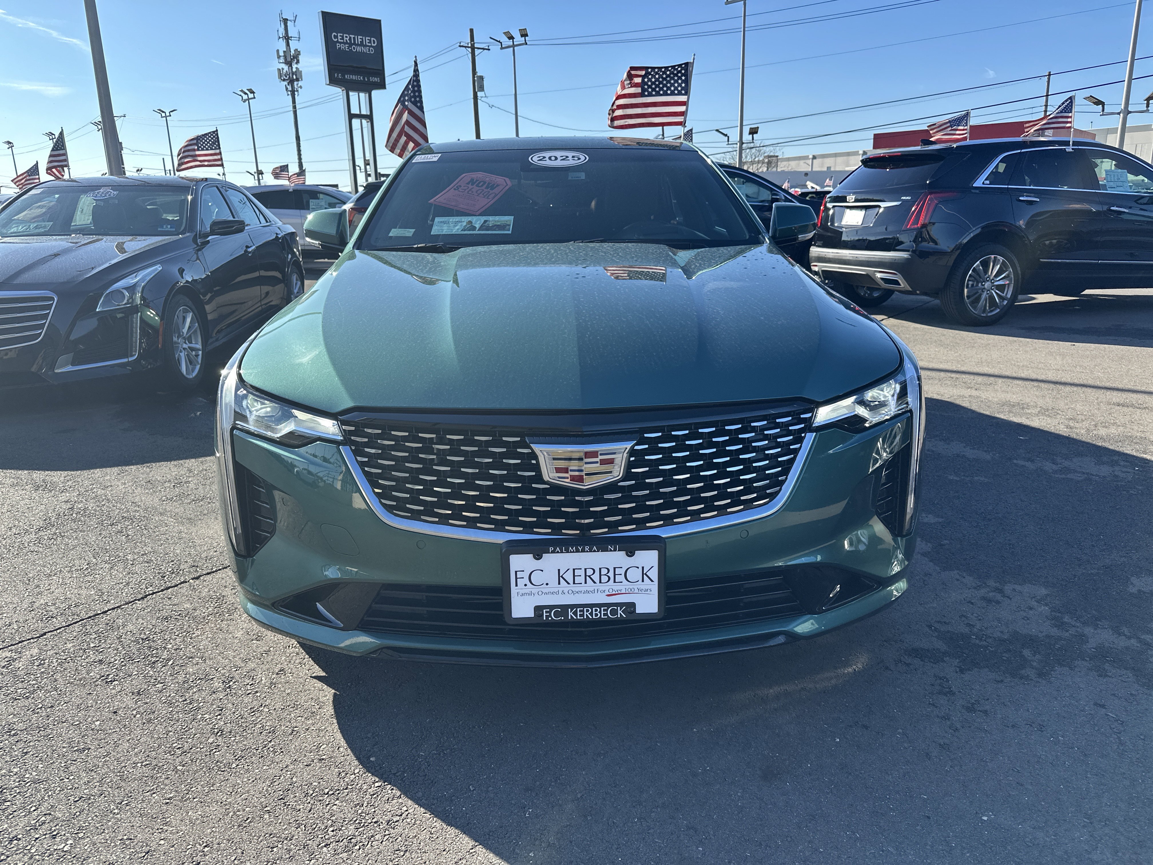 Used 2025 Cadillac CT4 Premium Luxury image 3