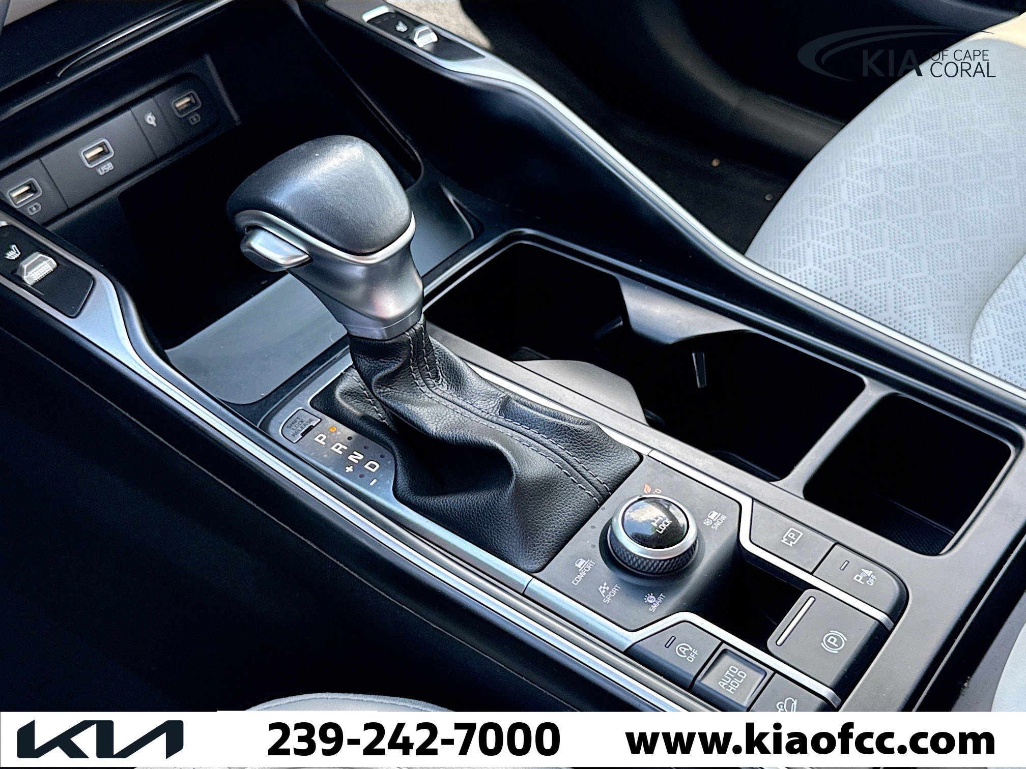 Used 2021 Kia Sorento EX w/ Panoramic Sunroof Package image 30