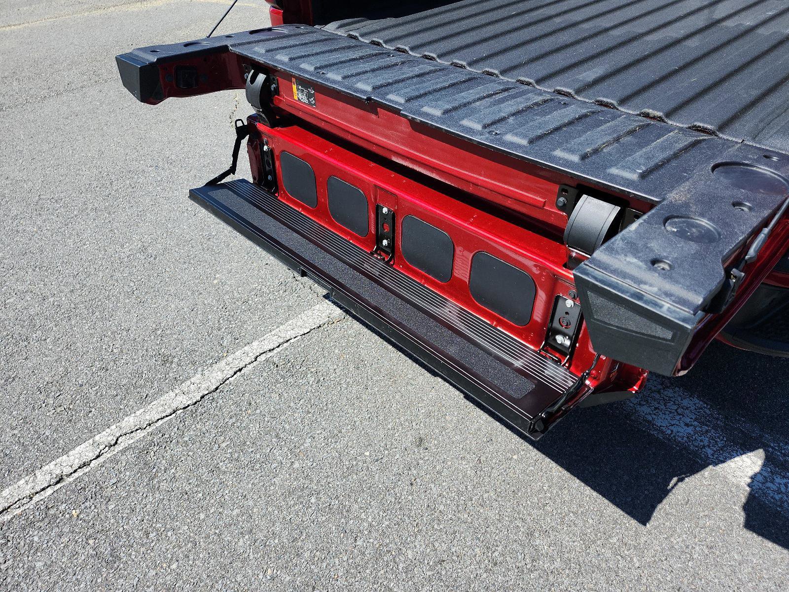 Used 2024 GMC Sierra 1500 Denali w/ Denali Reserve Package image 13