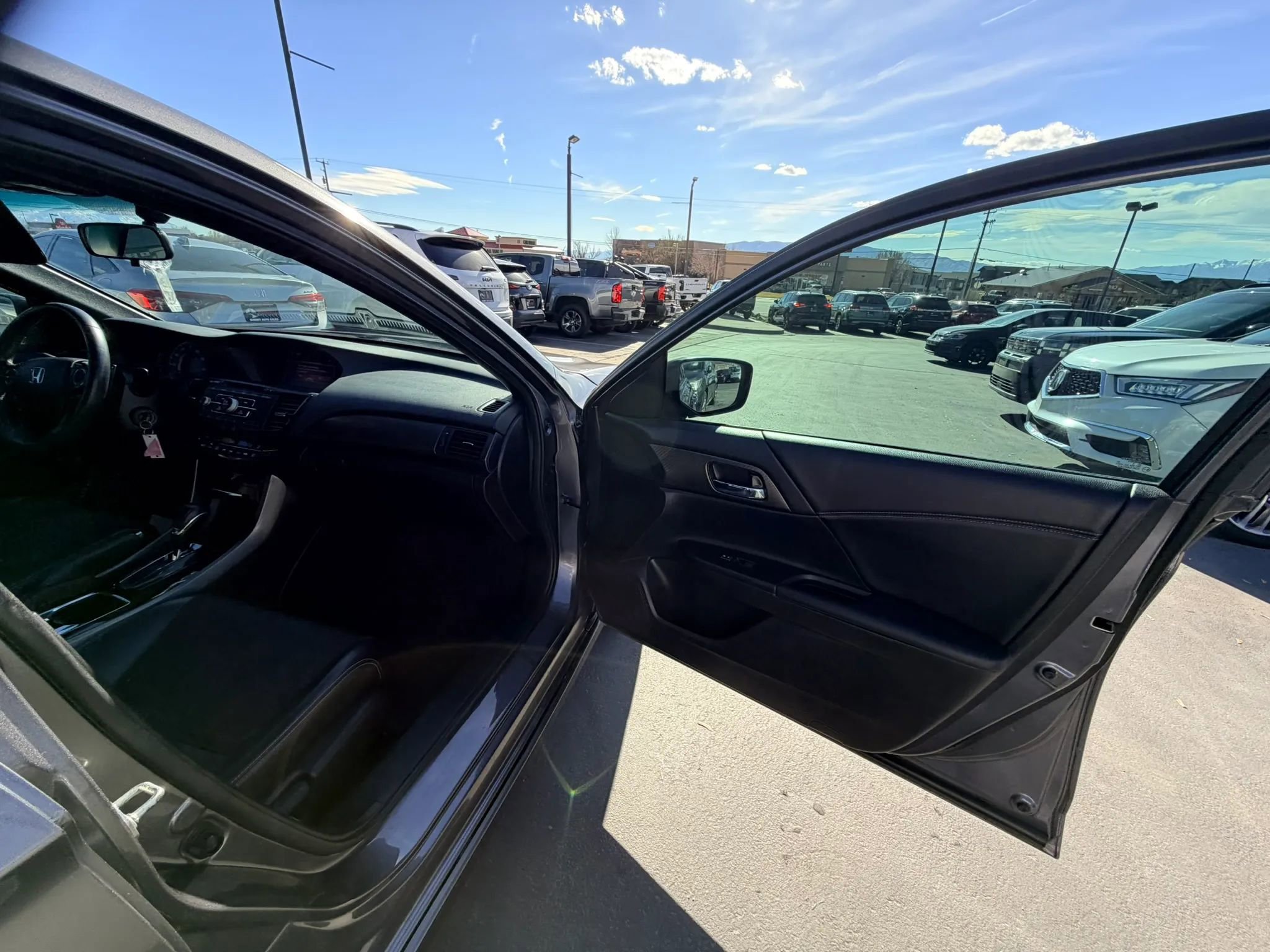 Used 2016 Honda Accord Sport image 25