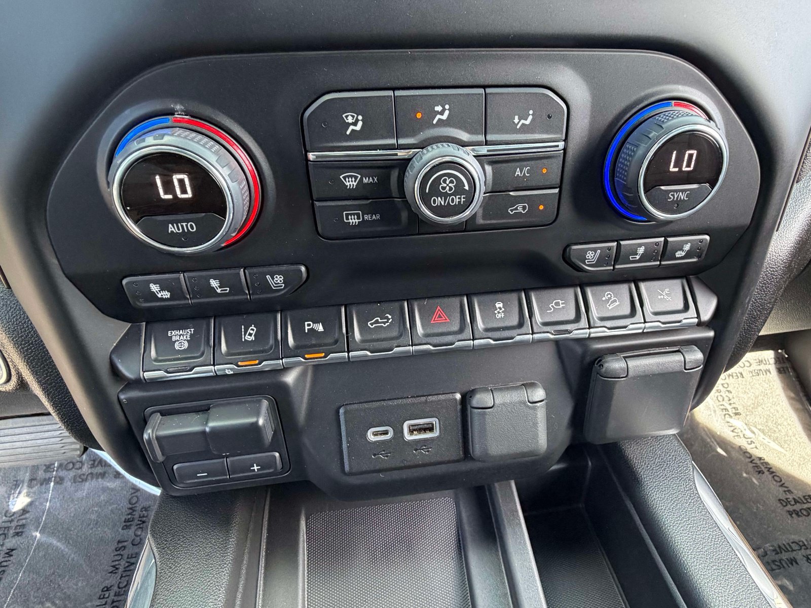 Used 2022 Chevrolet Silverado 3500 High Country w/ Safety Package II AWD/4WD image 10