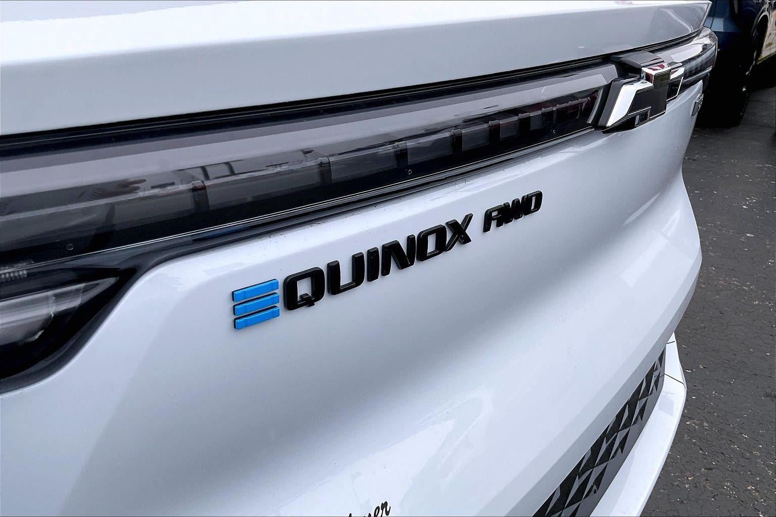 New 2026 Chevrolet Equinox EV RS w/ Convenience Package II AWD/4WD image 22