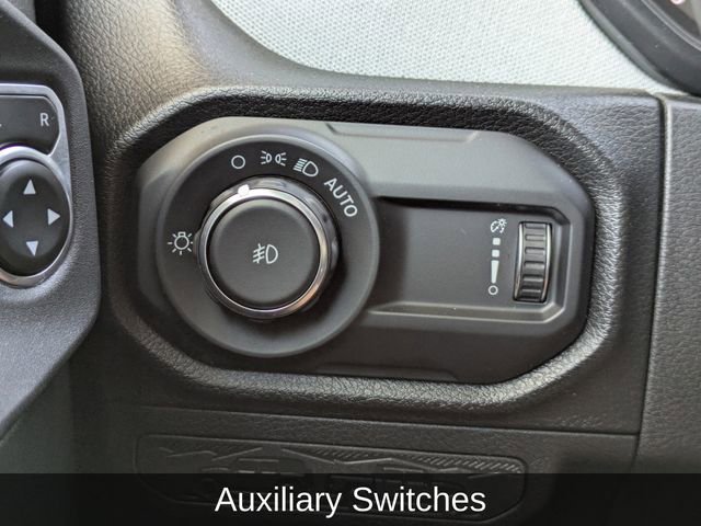 Used 2025 Jeep Wrangler Sport S image 29