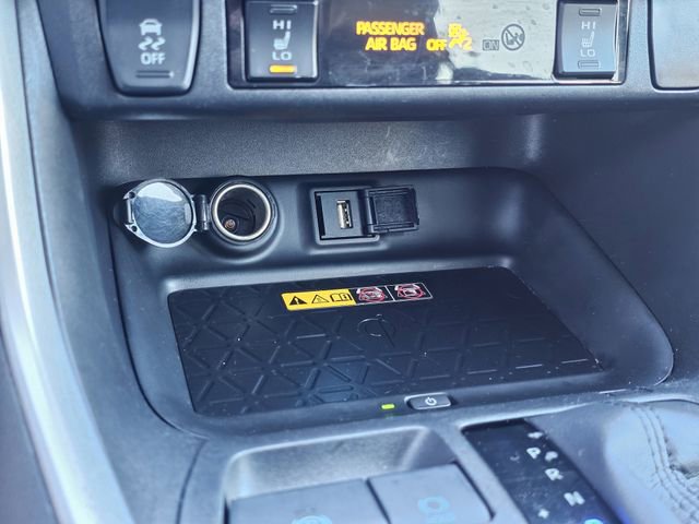 Used 2022 Toyota RAV4 XSE image 18