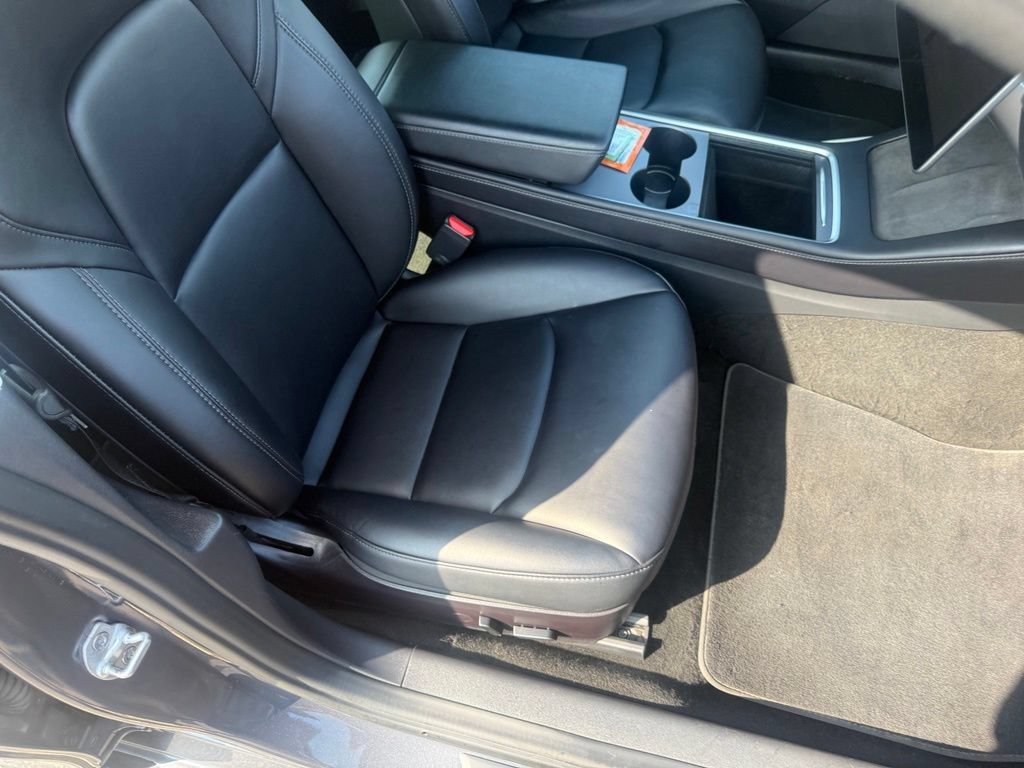 Used 2022 Tesla Model 3 Long Range AWD/4WD image 39