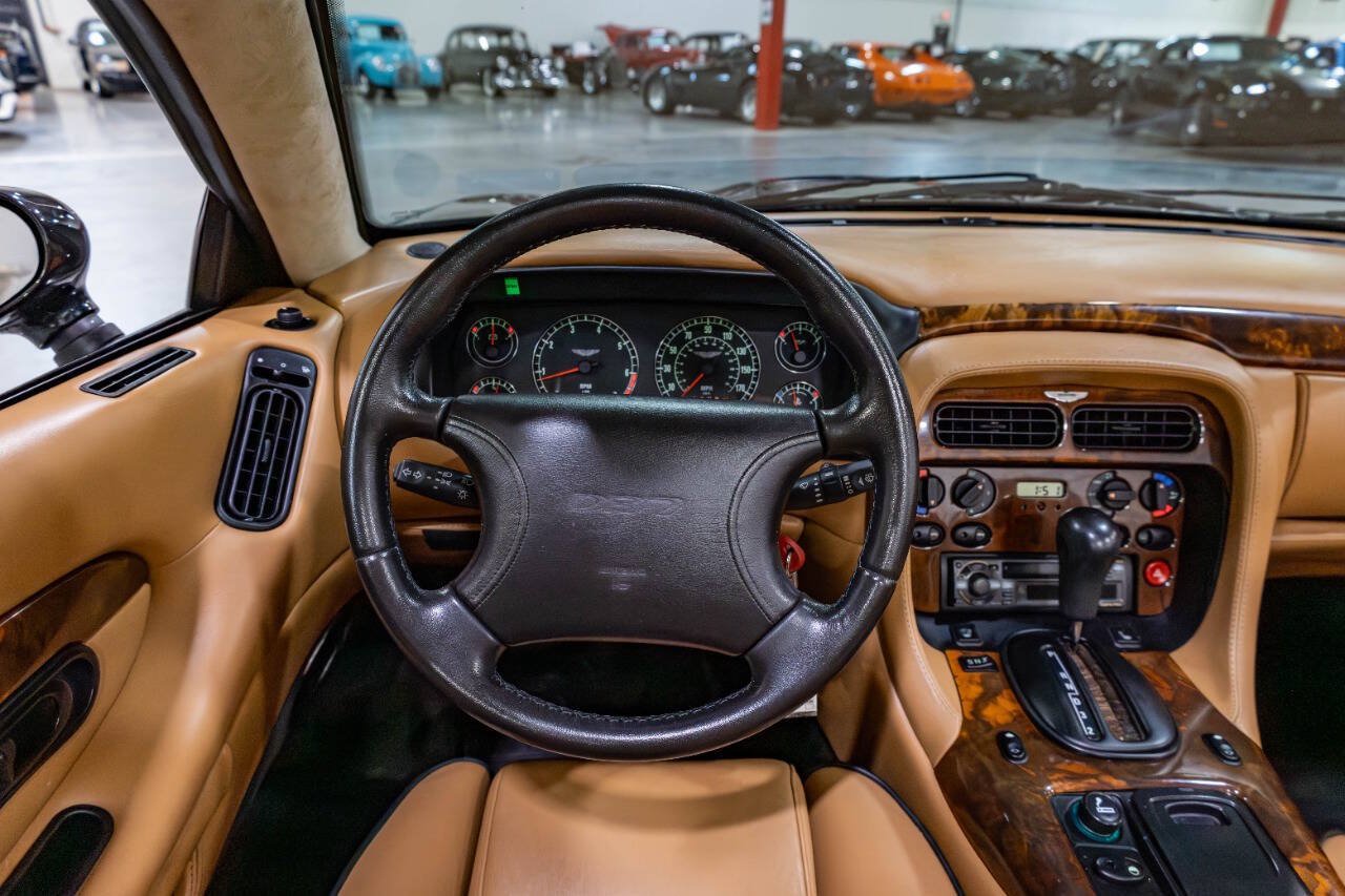 Used 1997 Aston Martin DB7 Volante RWD image 10