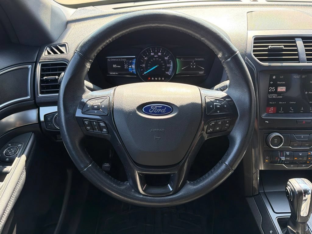 Used 2018 Ford Explorer XLT w/ Equipment Group 202A AWD/4WD image 24