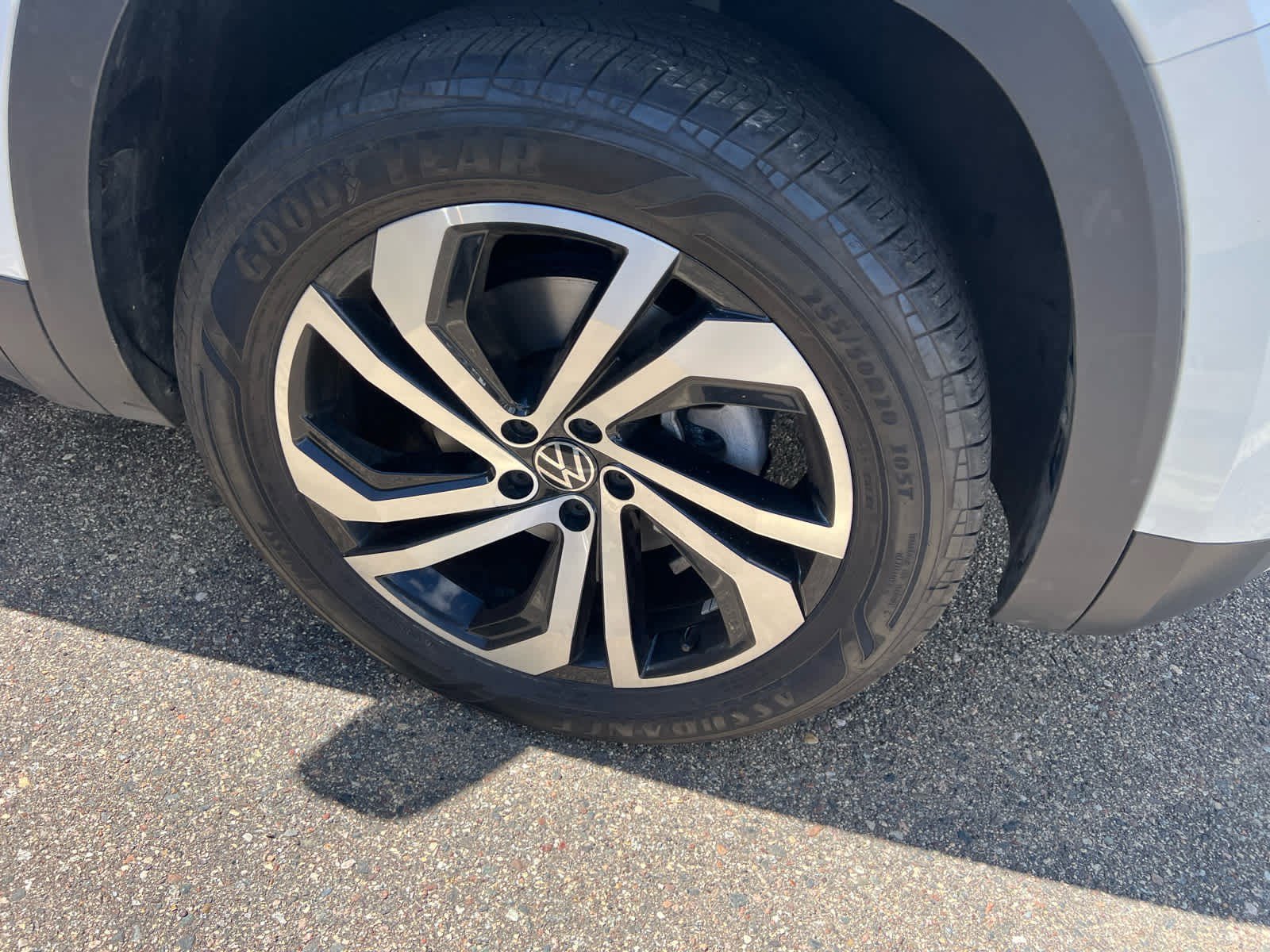 Certified 2023 Volkswagen Atlas SEL AWD/4WD image 4