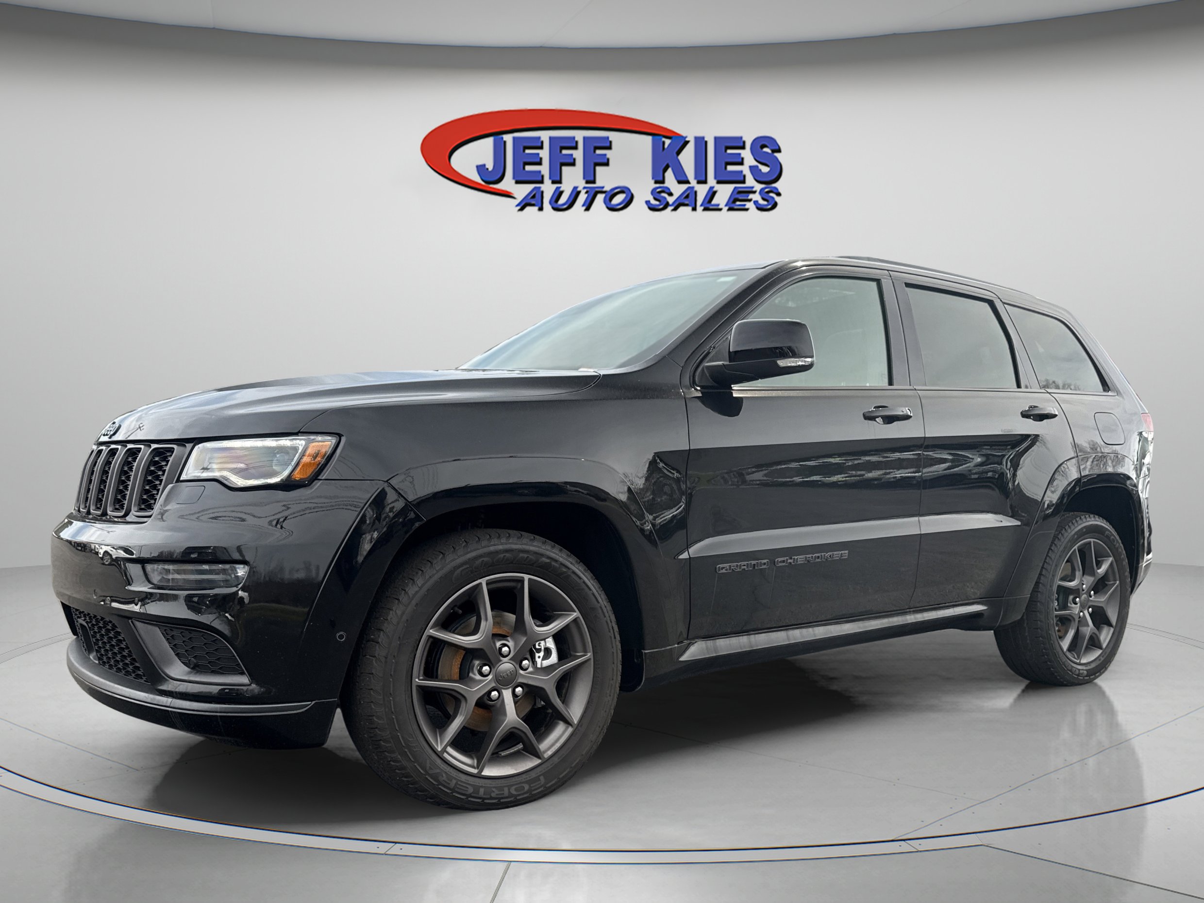 Used 2020 Jeep Grand Cherokee Limited X image 1