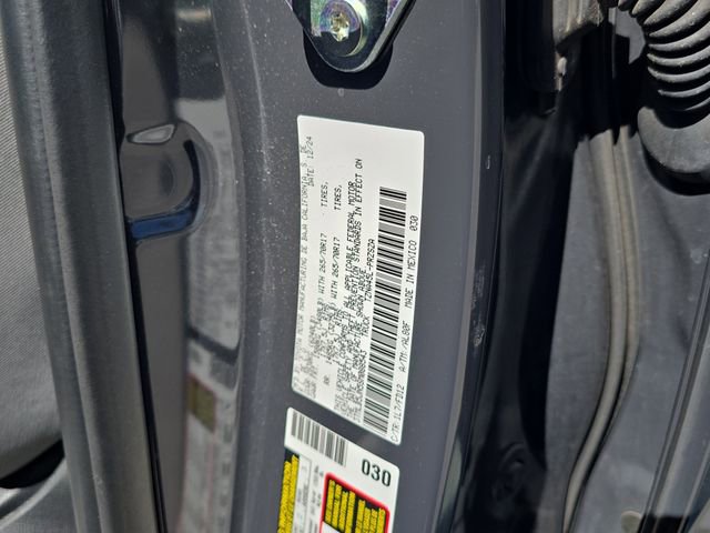 Used 2025 Toyota Tacoma TRD Off-Road image 32