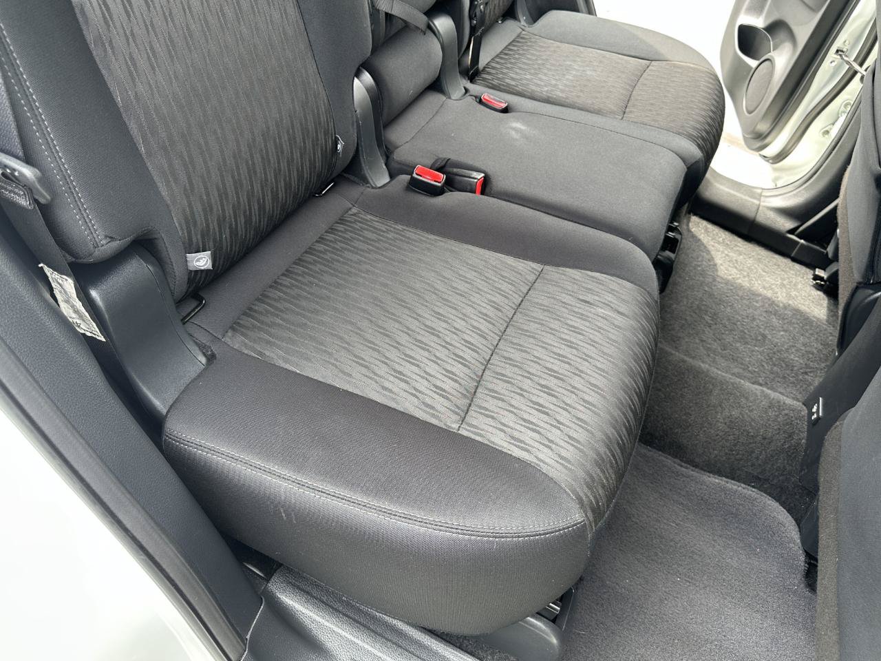 Used 2019 Nissan Rogue S w/ Special Edition Package AWD/4WD image 39