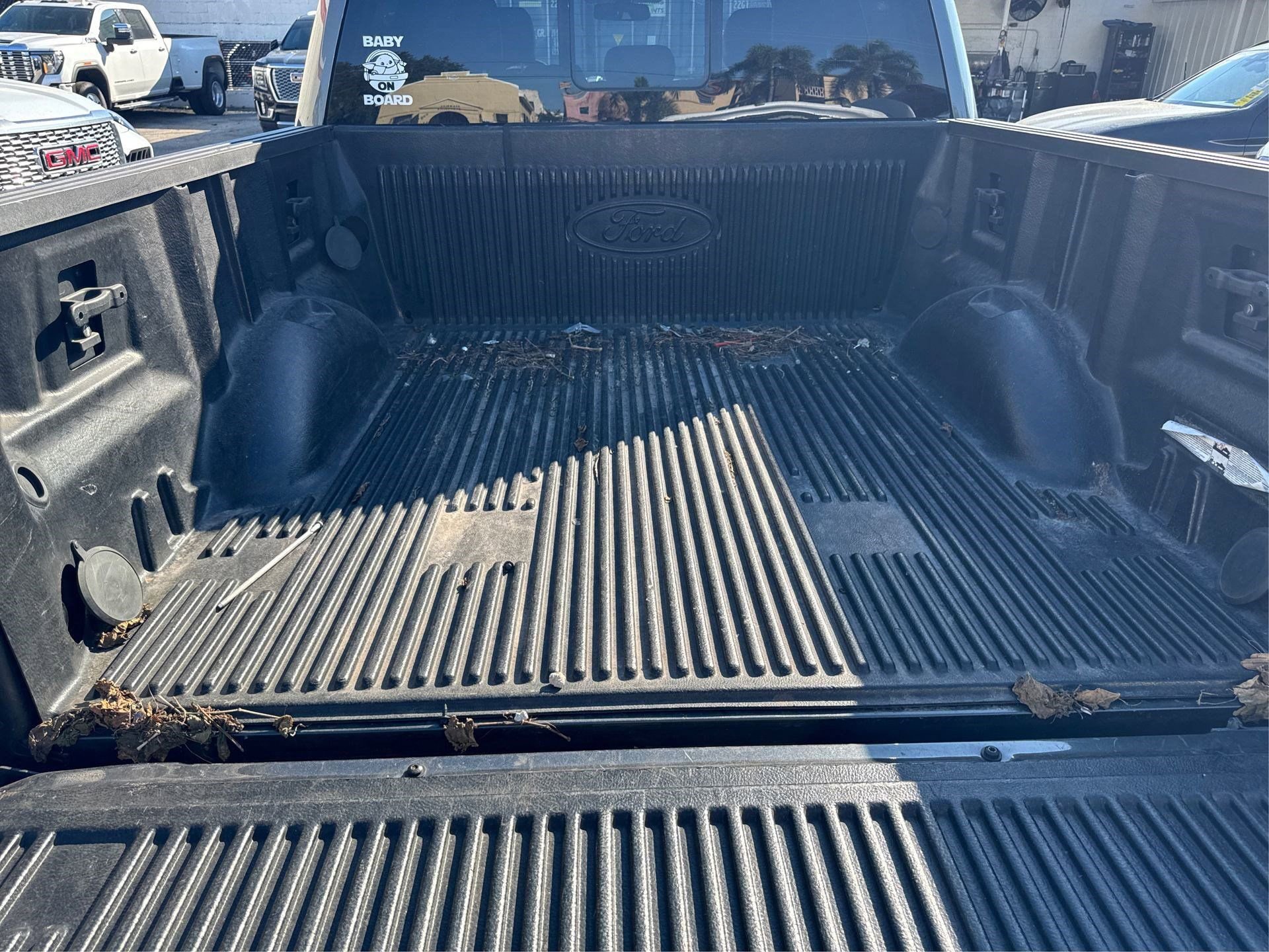 Used 2016 Ford F150 Platinum w/ Equipment Group 701A Luxury image 14