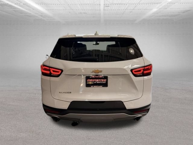 Used 2024 Chevrolet Blazer LT FWD image 19