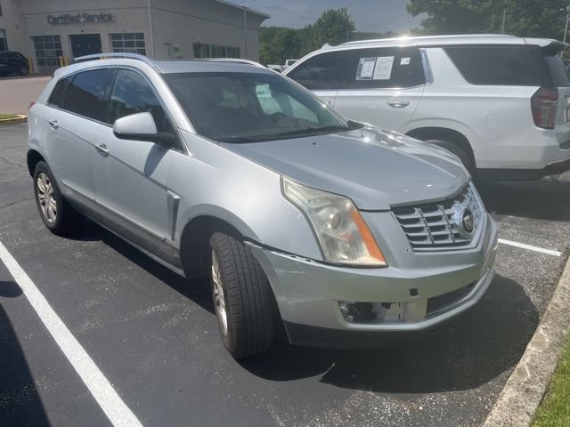 Used 2013 Cadillac SRX Luxury w/ Driver Awareness Package FWD image 3