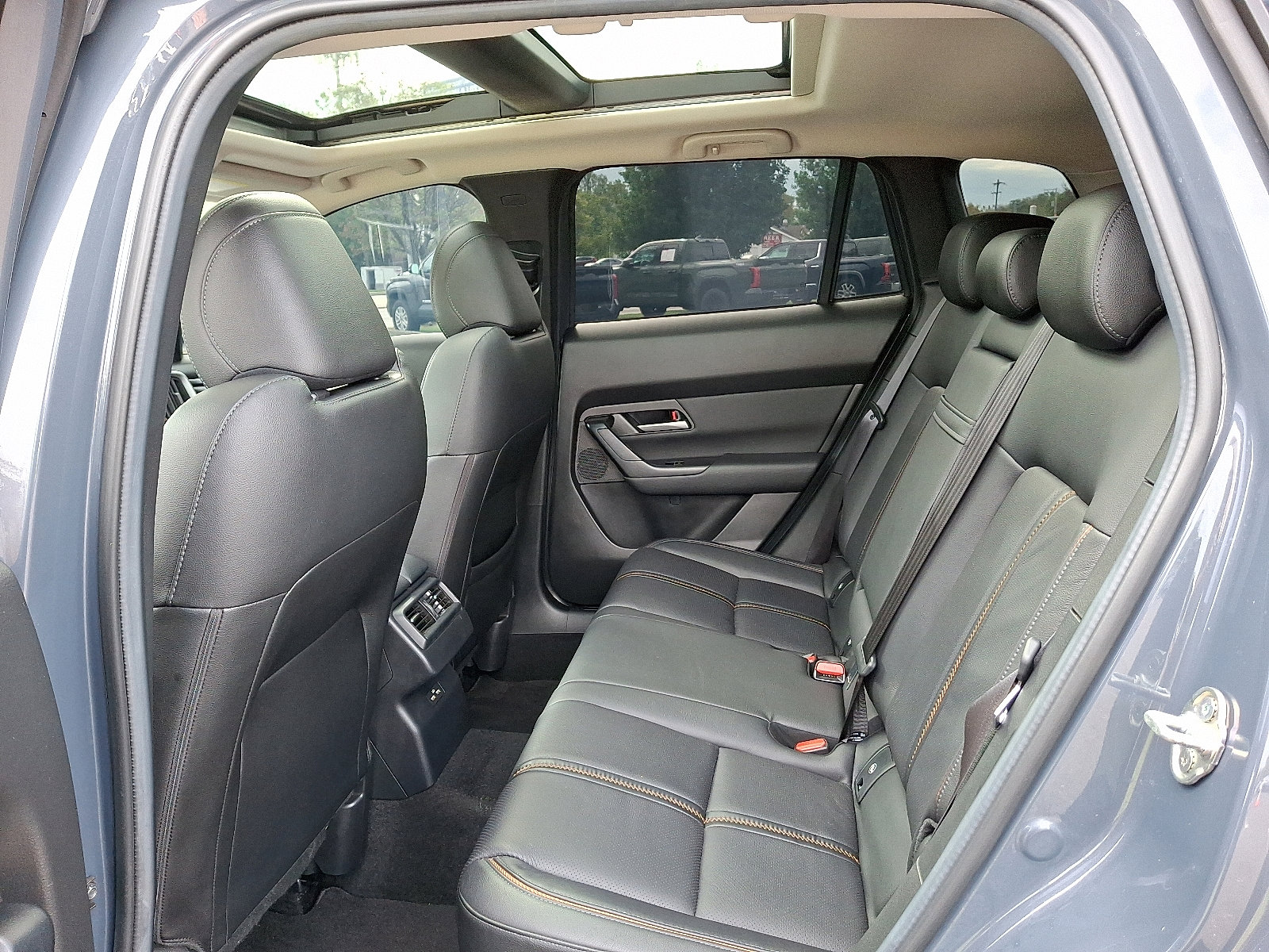 Used 2024 MAZDA CX-50 AWD 2.5 Turbo image 10