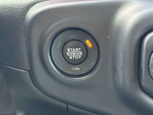 Used 2023 Jeep Gladiator Rubicon w/ Cold Weather Group AWD/4WD image 21