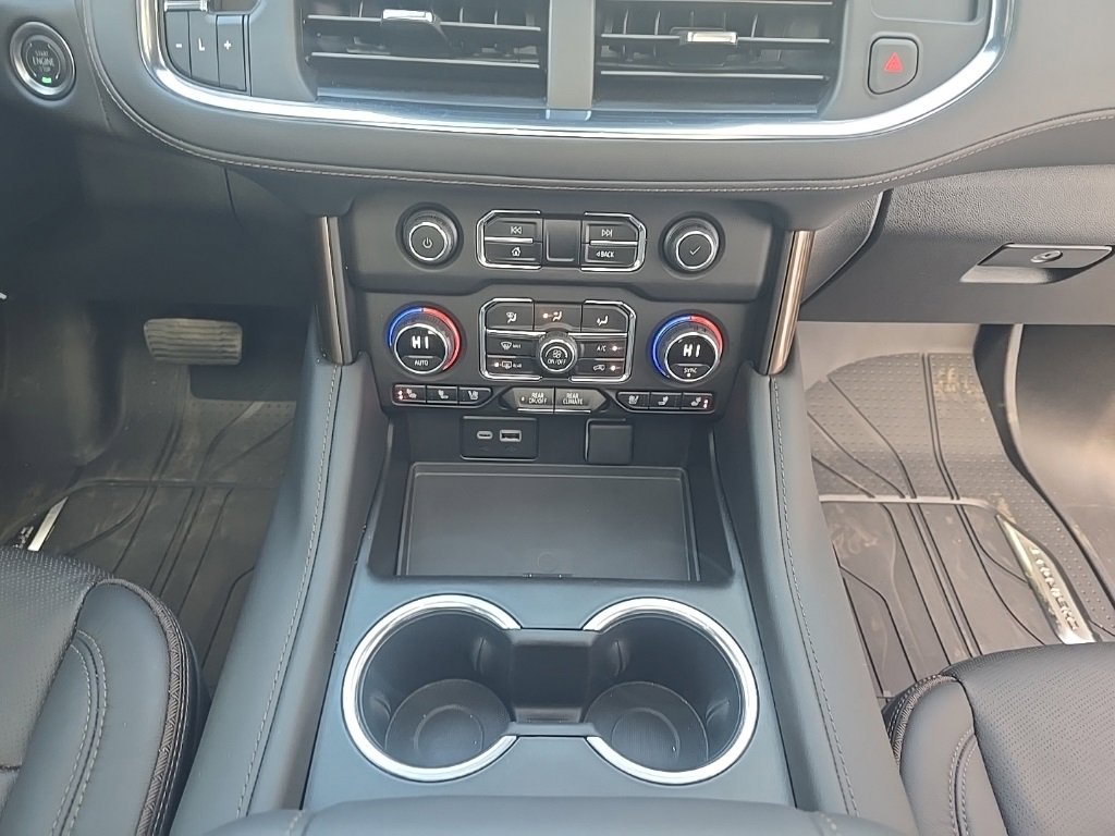 Used 2024 Chevrolet Tahoe High Country image 29