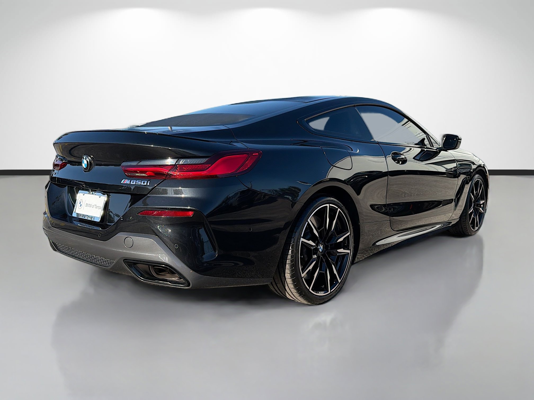 Used 2024 BMW M850i xDrive Coupe AWD/4WD image 3