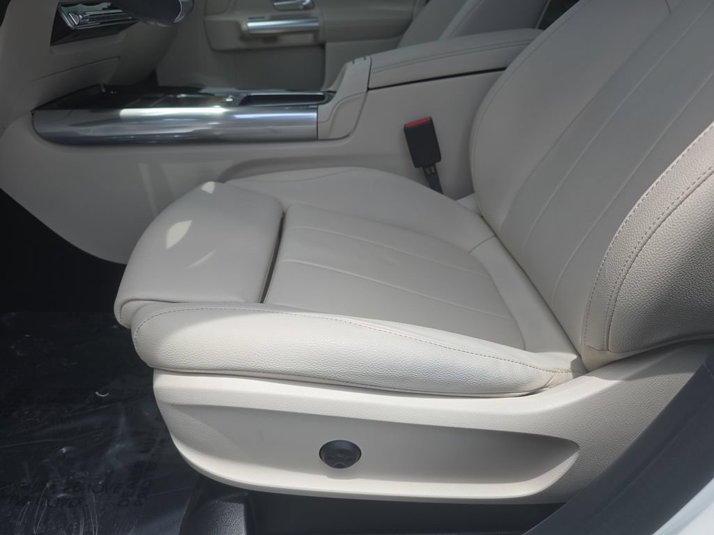 Used 2025 Mercedes-Benz GLA 250 image 27