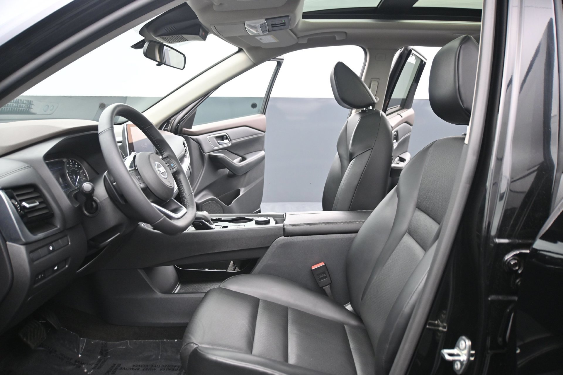 Used 2021 Nissan Rogue SV AWD/4WD image 20
