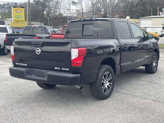 Used 2022 Nissan Titan SV AWD/4WD image 3