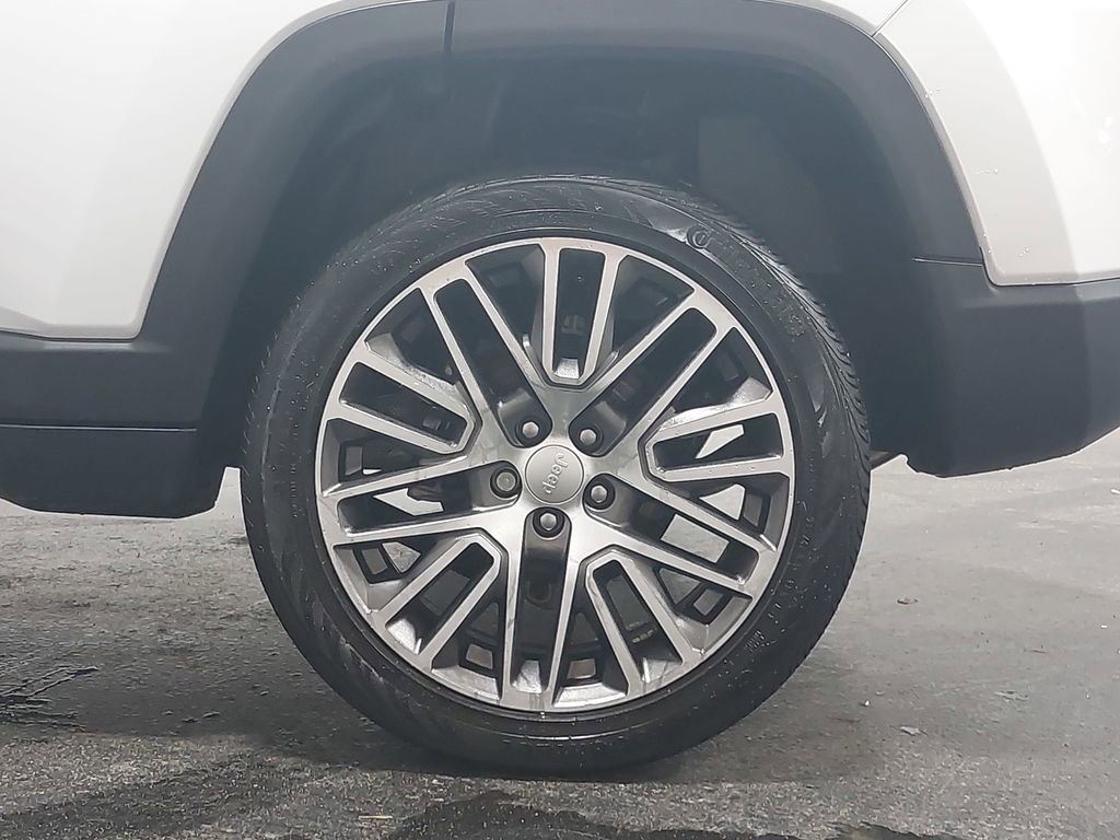 Used 2023 Jeep Compass Limited w/ Elite Group image 32