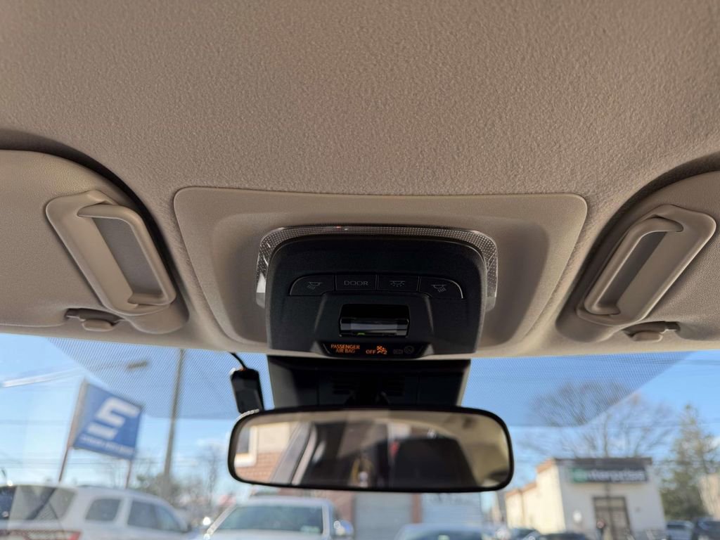 Used 2023 Toyota Corolla LE image 16