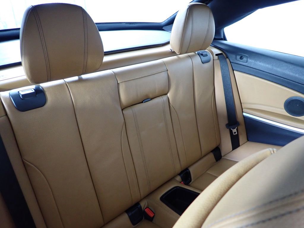 Used 2018 BMW 430i xDrive Convertible image 30