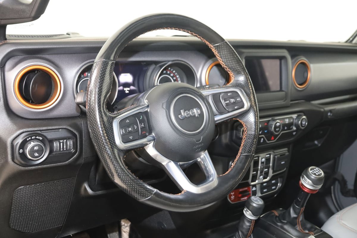 Used 2021 Jeep Gladiator Mojave w/ LED Lighting Group AWD/4WD image 6