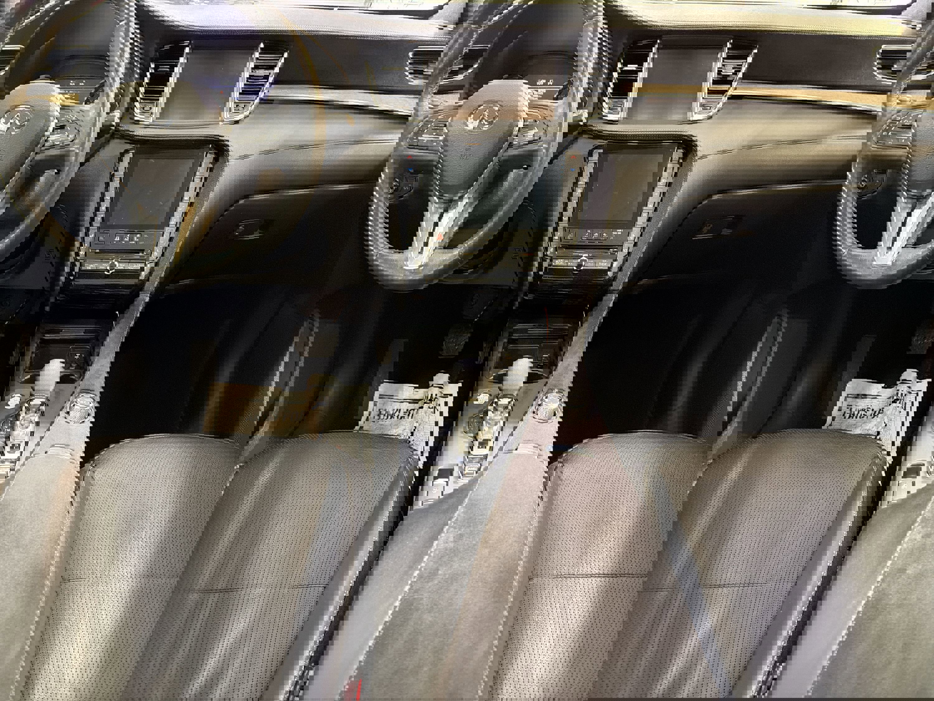 Used 2019 INFINITI QX50 Essential w/ Sensory Package FWD image 22