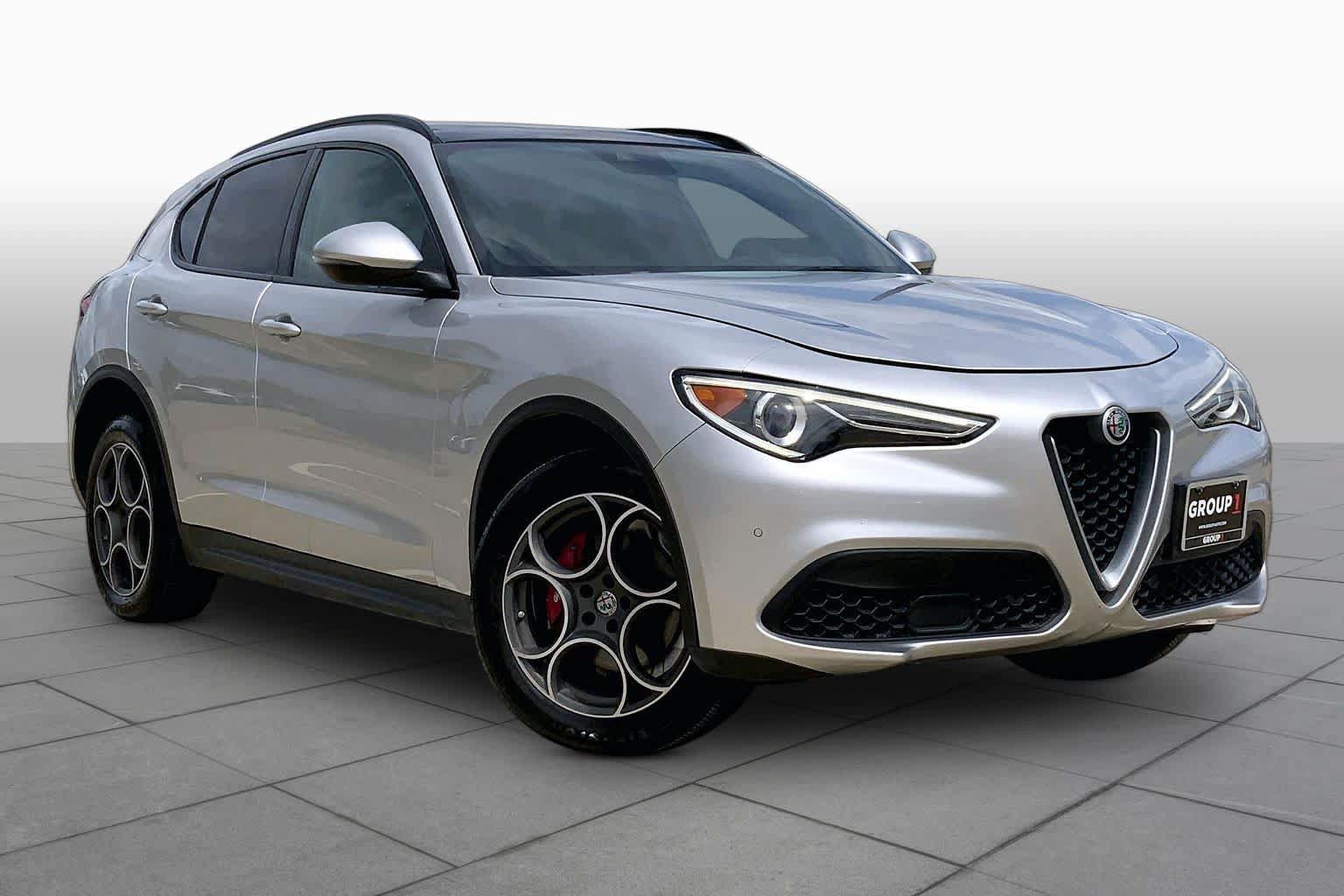 Used 2018 Alfa Romeo Stelvio Ti Sport AWD/4WD image 3