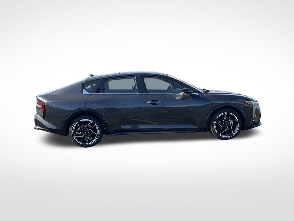 New 2025 Kia K4 GT-Line image 6