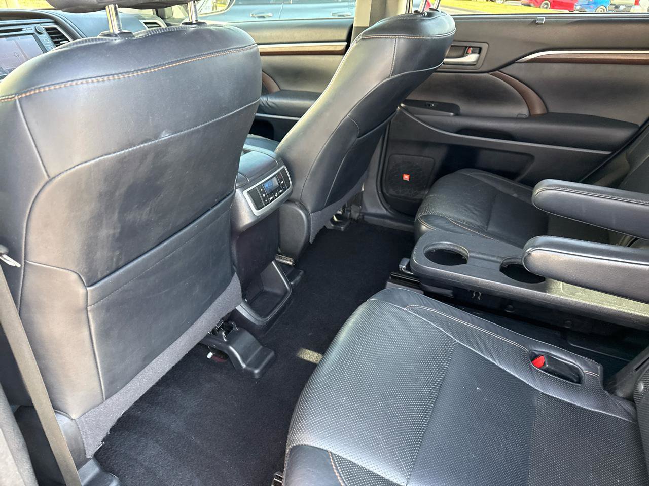 Used 2014 Toyota Highlander Limited image 45