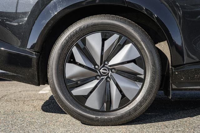 Used 2023 Nissan Ariya AWD image 19