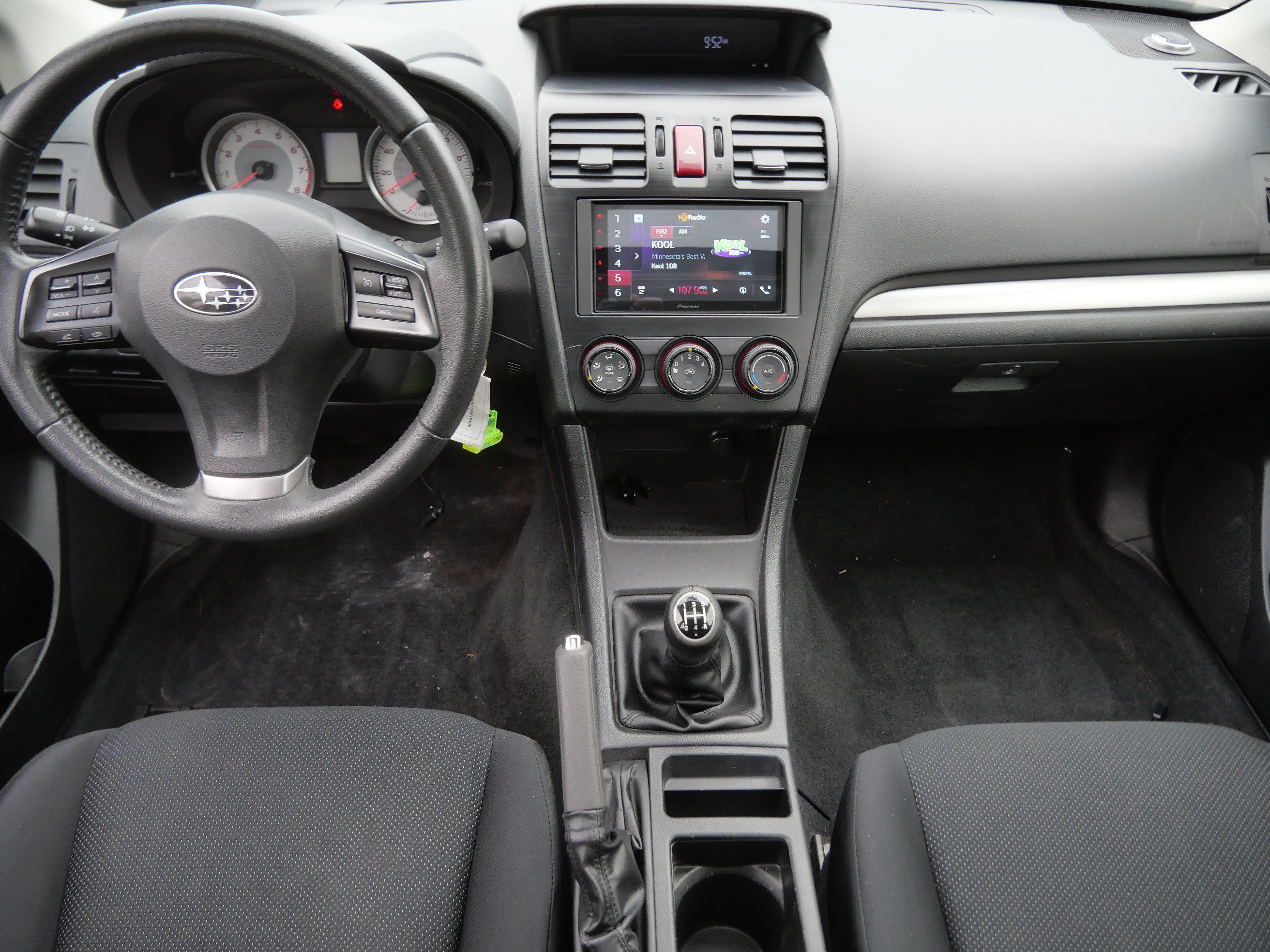 Used 2013 Subaru Impreza 2.0i Premium w/ Alloy Wheel Pkg + Moonroof AWD/4WD image 10