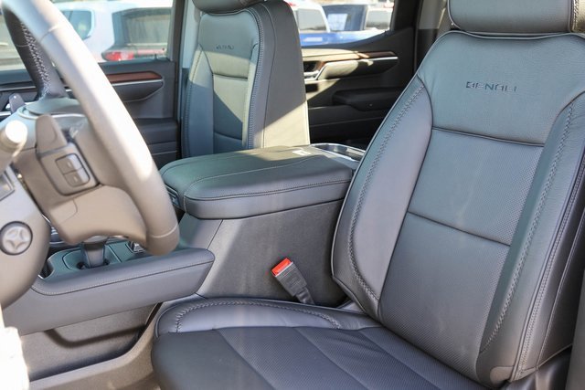 New 2026 GMC Sierra 1500 Denali w/ Technology Package image 11