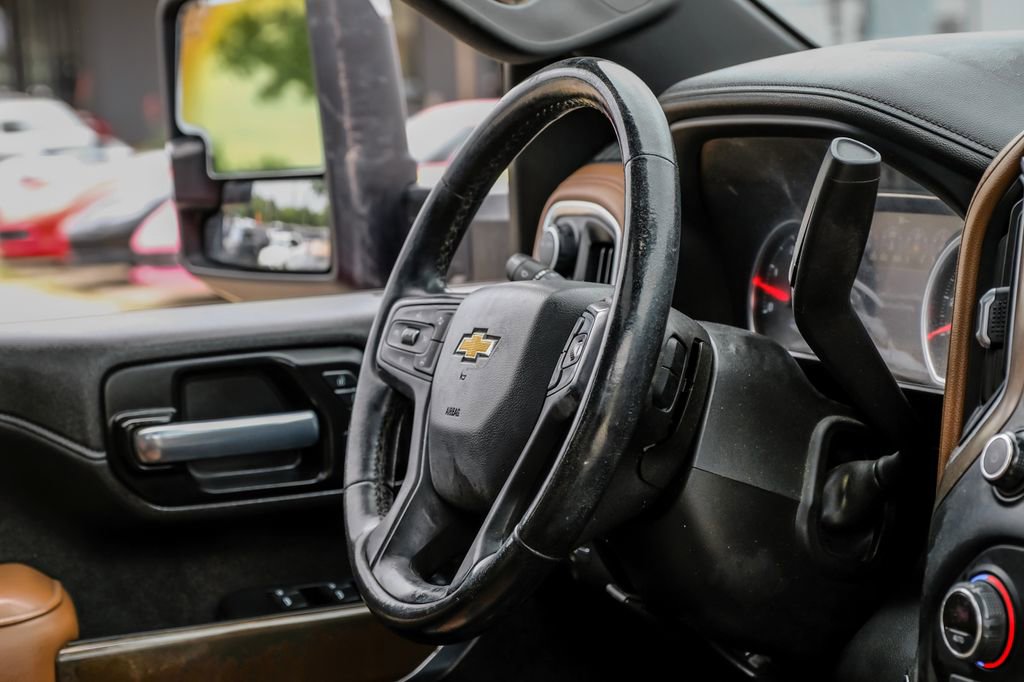 Used 2021 Chevrolet Silverado 3500 High Country AWD/4WD image 11