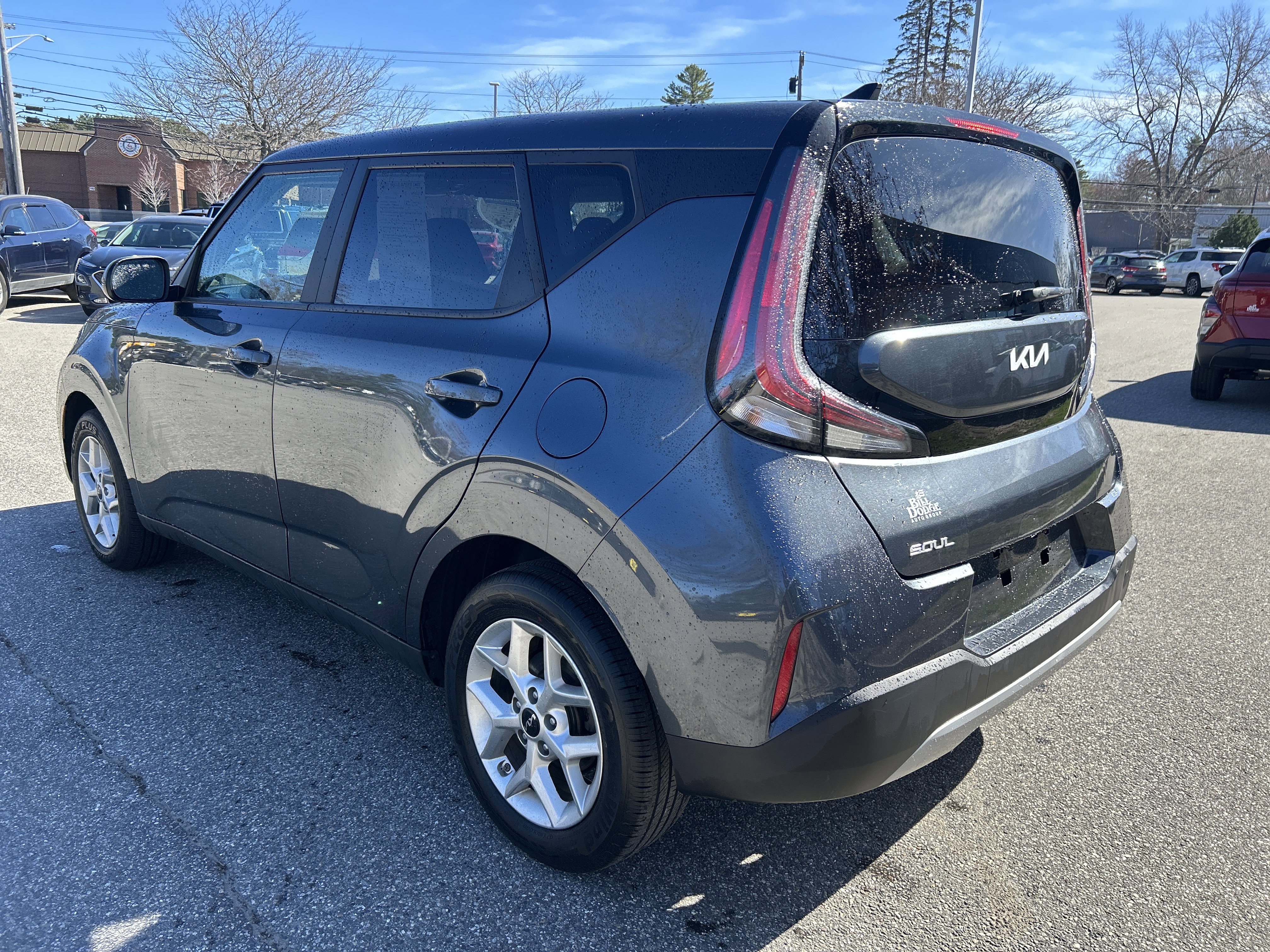 Used 2023 Kia Soul LX w/ Option Group 015 FWD image 7
