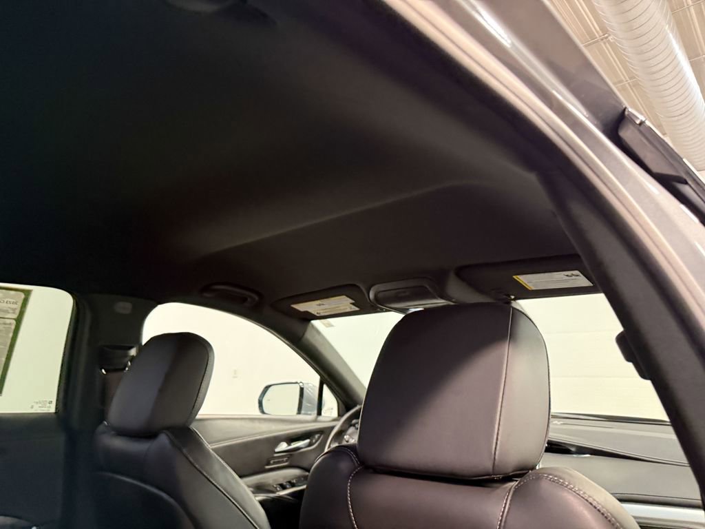 Used 2023 Cadillac XT4 Premium Luxury image 18