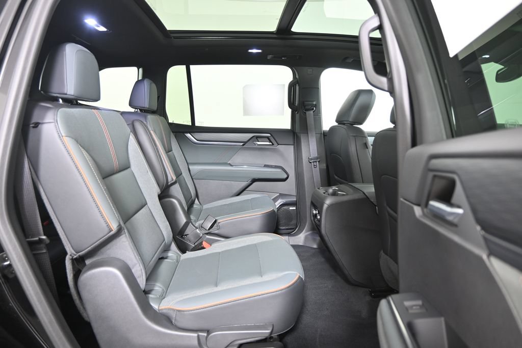 Used 2024 GMC Acadia AT4 AWD/4WD image 15