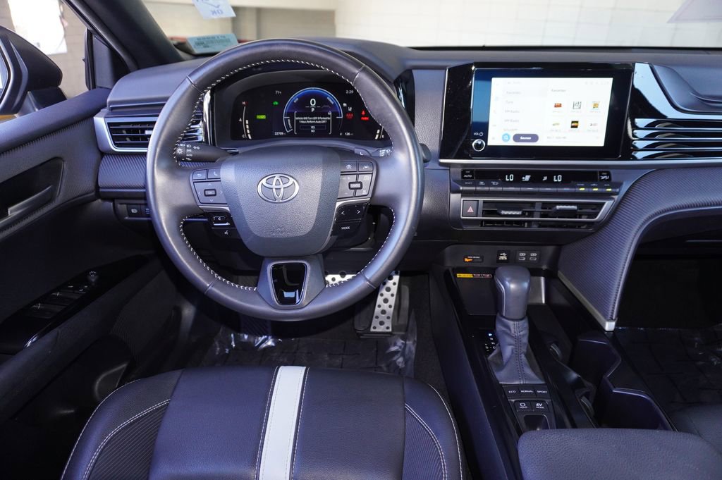 Certified 2025 Toyota Camry SE image 10