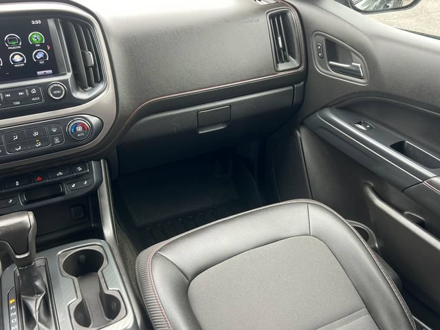 Used 2016 GMC Canyon SLE w/ All Terrain Package AWD/4WD image 33