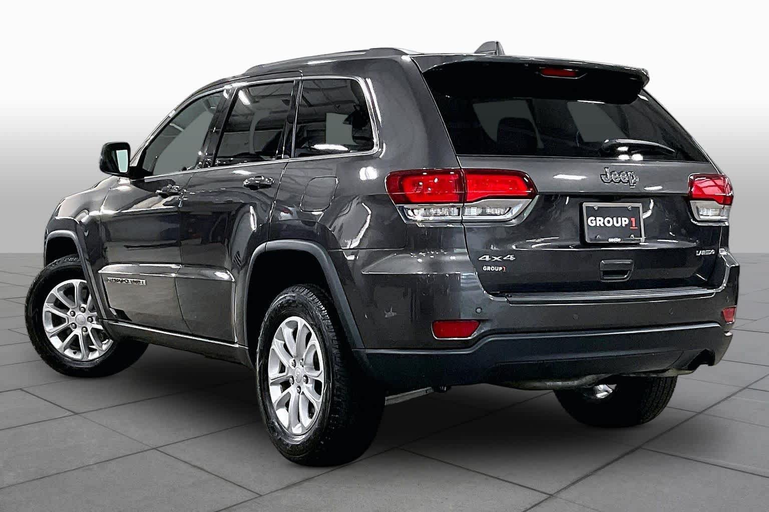 Used 2021 Jeep Grand Cherokee Laredo AWD/4WD image 12