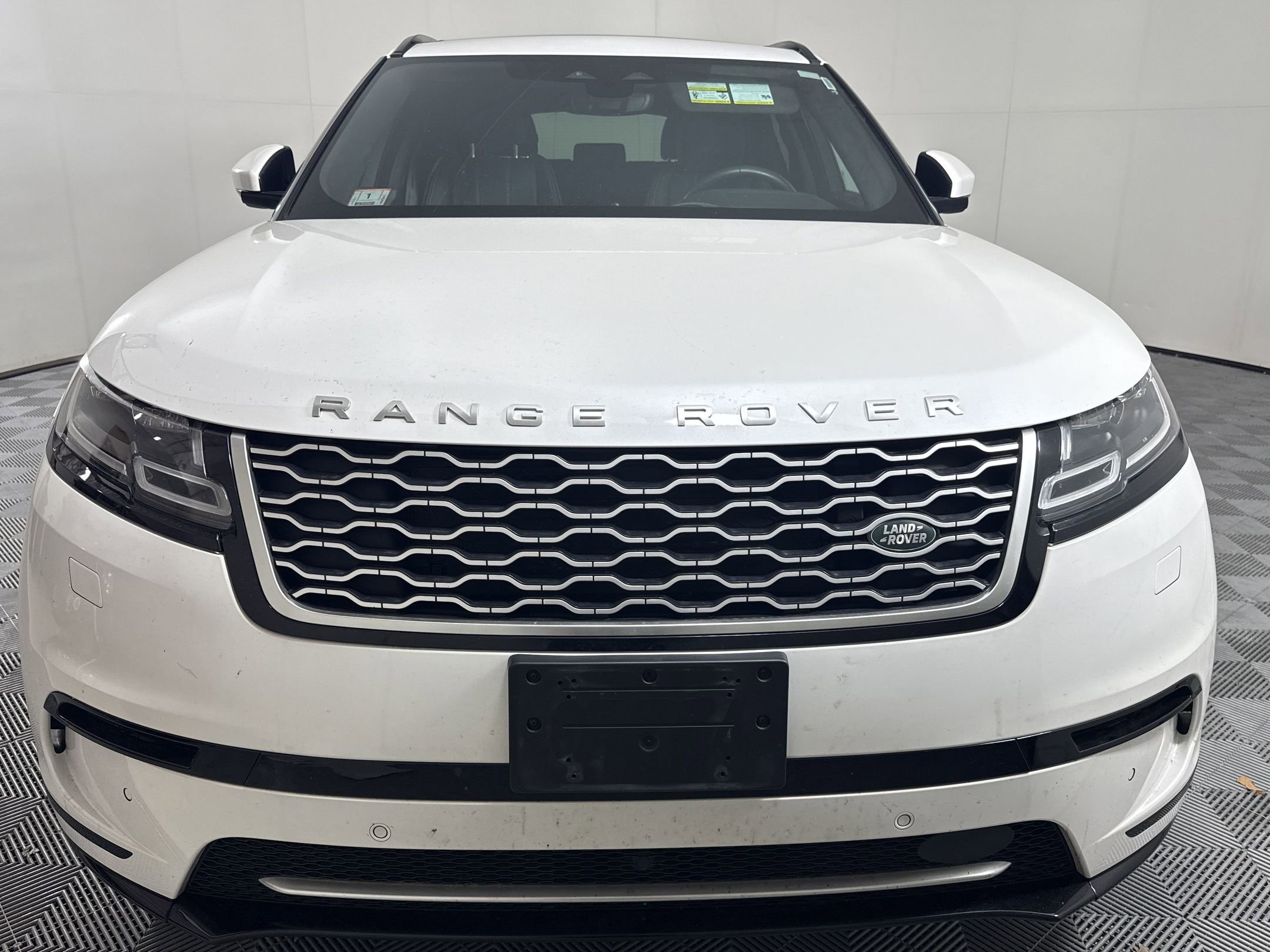 Certified 2023 Land Rover Range Rover Velar S image 7